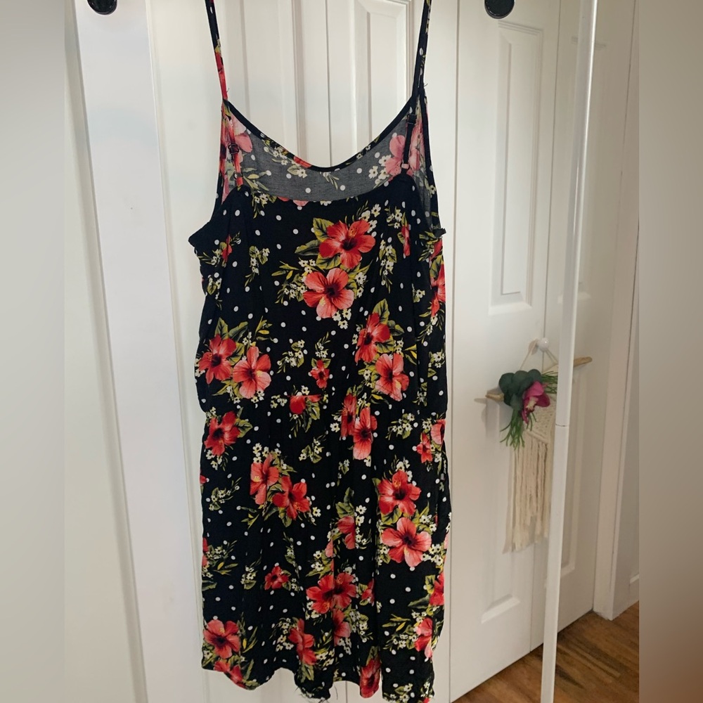Tropical Floral Romper w/ Pockets - S